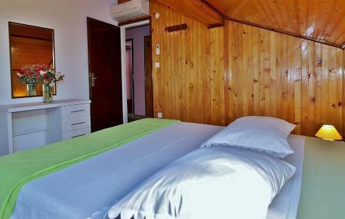 Apartments Ana - 50m From Sea