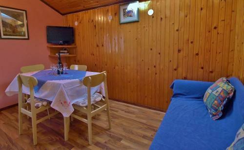 Apartments Ana - 50m From Sea