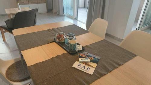 Hostal Apt & Rooms Mario - 150m From Sea