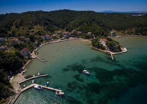 Hostal Apt & Rooms Mario - 150m From Sea