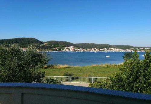 Apartment Irena - 100 M From Sea