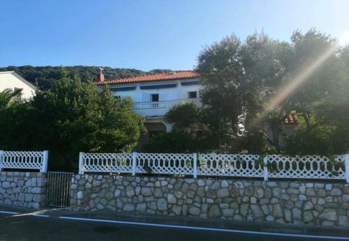Apartment Irena - 100 M From Sea