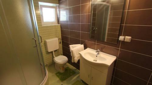 Hostal Apartments Jela