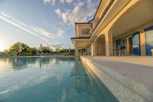 Hostal Luxury Apartments Loma