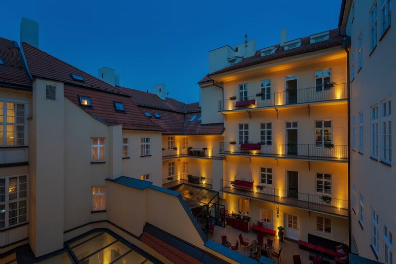 Hotel Leonardo