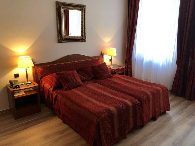 Ariston & Ariston Patio Hotel