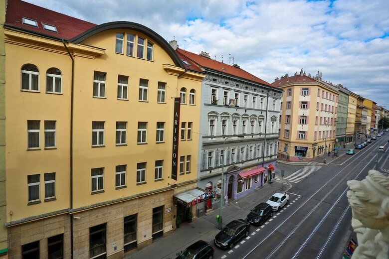 Ariston & Ariston Patio Hotel