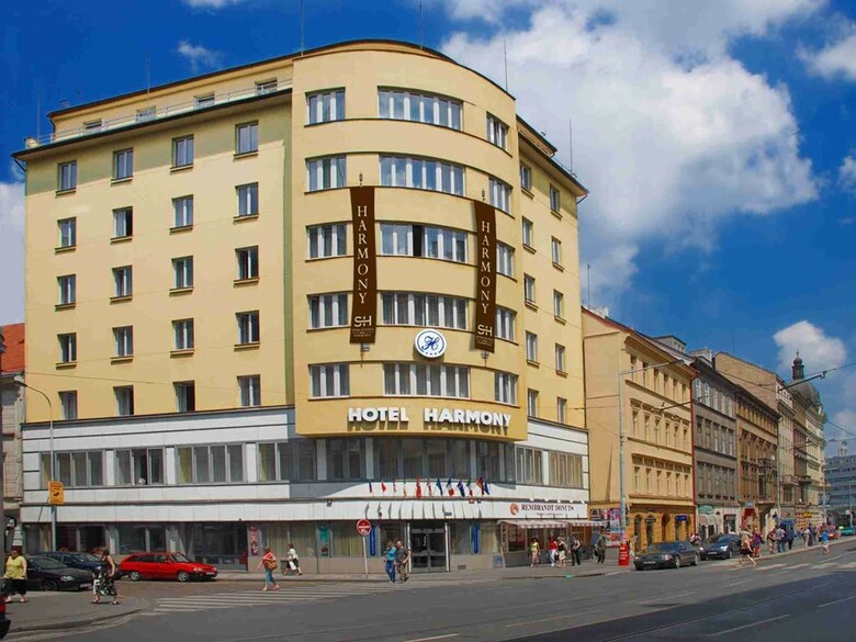 Hotel Harmony