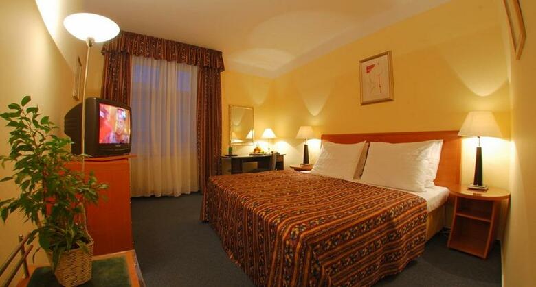 Hotel Harmony