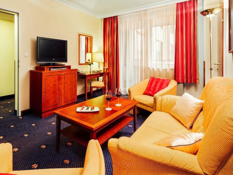 Hotel Diplomat