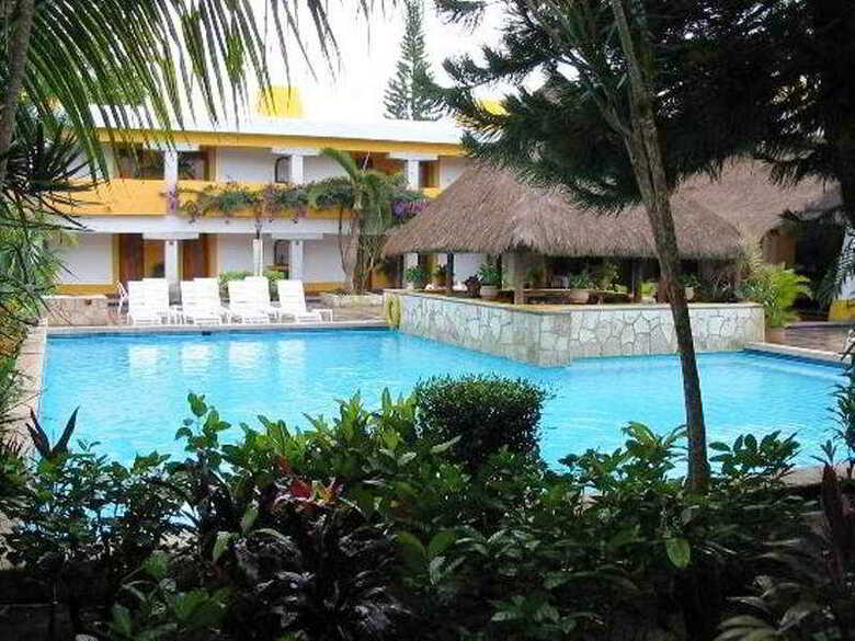 The Iron Gate Hotel & Suites