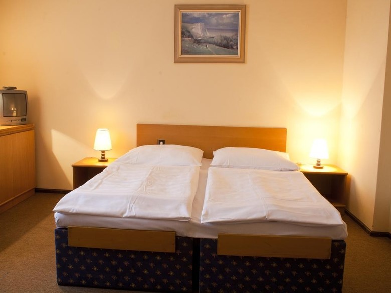 Ea Hotel Jasm�n