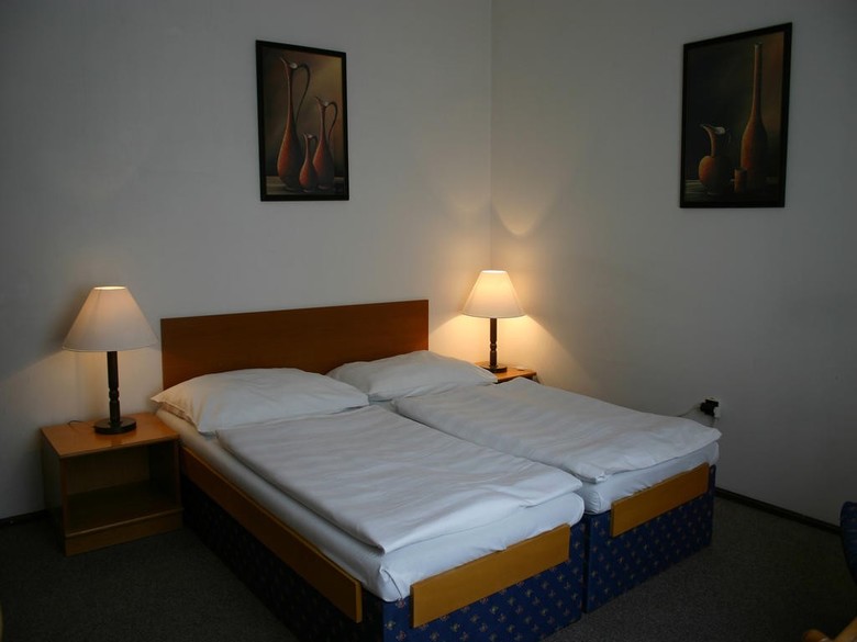 Ea Hotel Jasm�n