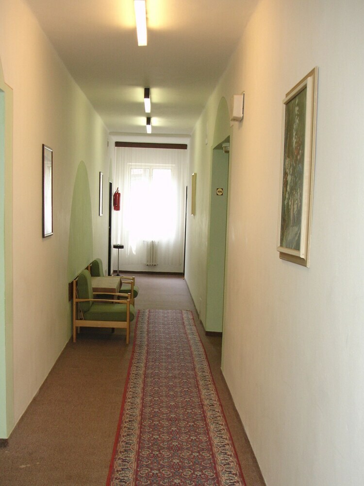Ea Hotel Jasm�n
