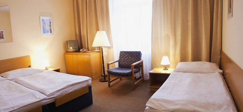 Ea Hotel Jasm�n