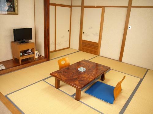 Maruni Ryokan