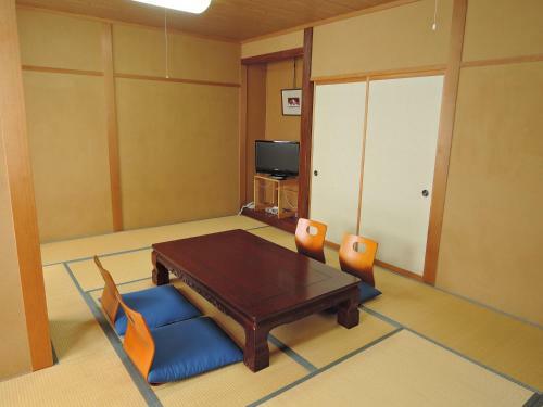 Maruni Ryokan