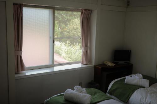 Bed & Breakfast Resort Inn White Silver