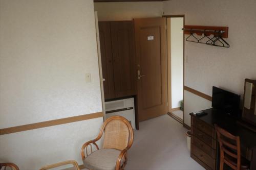 Bed & Breakfast Resort Inn White Silver