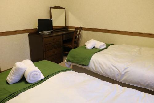 Bed & Breakfast Resort Inn White Silver