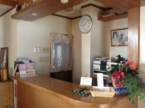 Bed & Breakfast Resort Inn White Silver