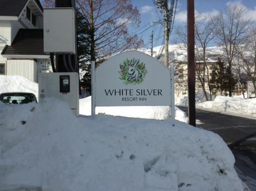 Bed & Breakfast Resort Inn White Silver