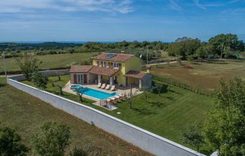 Villa Gardenia With Pool, Garden And Jacuzzi