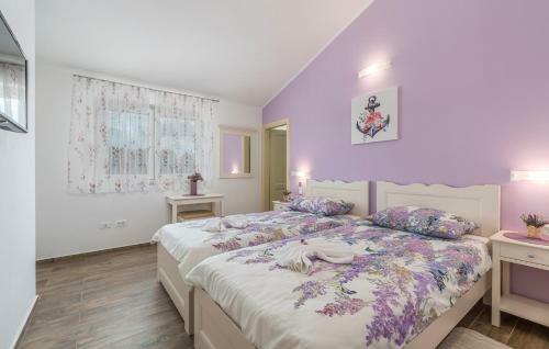Villa Gardenia With Pool, Garden And Jacuzzi
