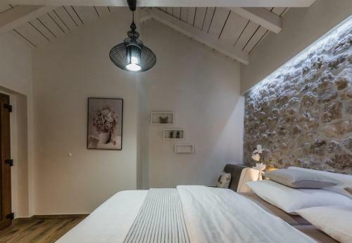 Villa Leonarda - Luxury Stone House