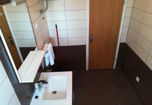 Apartment Marija - 100m From Beach