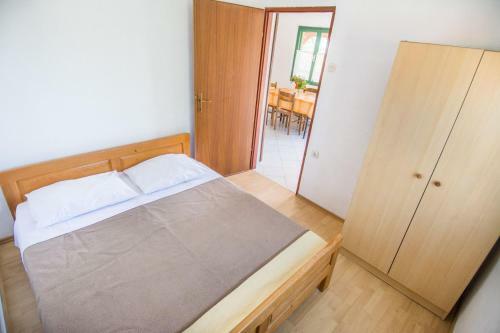 House Cherry