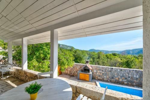 Vila Nina