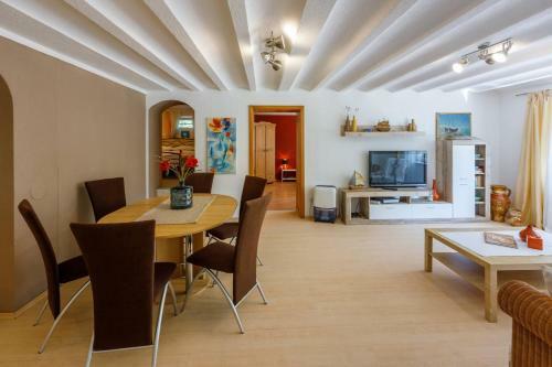 Apartamentos Emaris