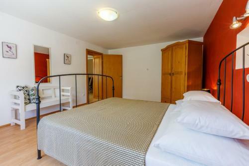 Apartamentos Emaris