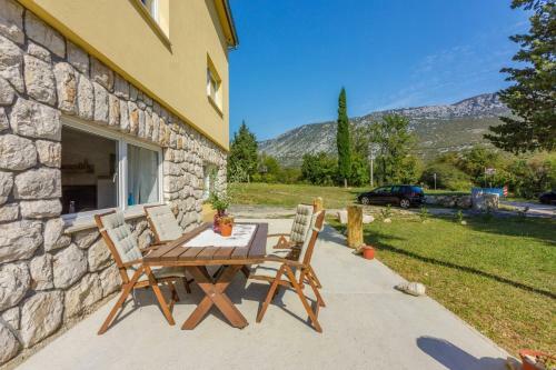 Apartamentos Emaris