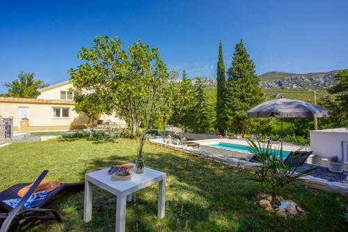 Apartamentos Emaris