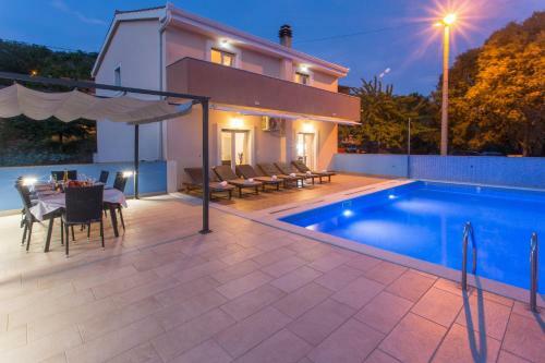 Villa Tomic