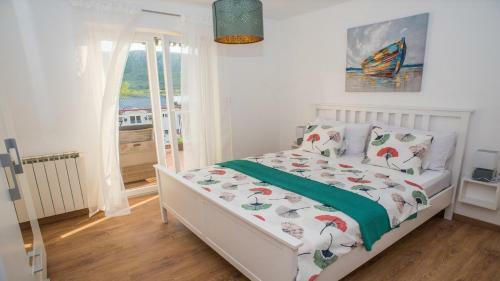 Hostal Apartment With Beautiful Lake View
