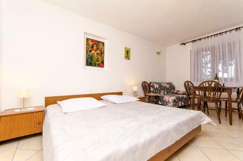 Apartments Ana