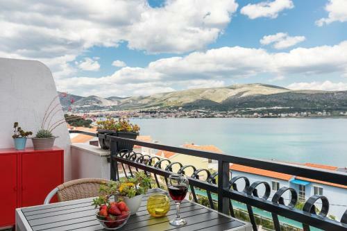 Apartments Ani - Great Sea View