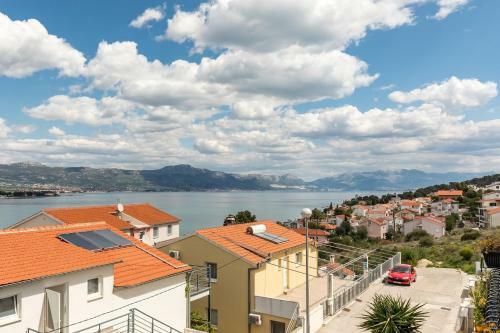 Apartments Ani - Great Sea View
