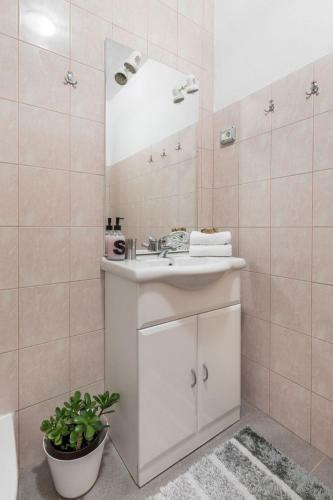Apartments Ani - Great Sea View