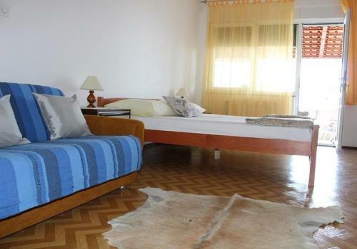 Apartments Milka - 100m From Sea