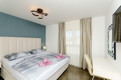 Apartments Crystal Luxury