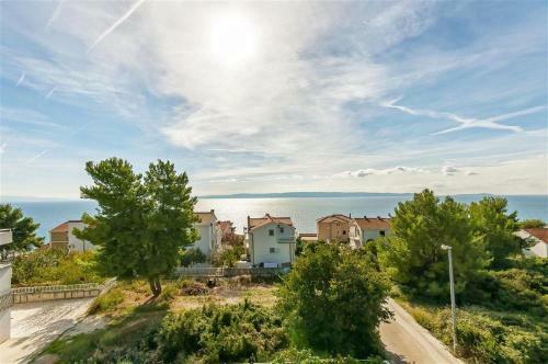 Apartment Heliodor - With Parking