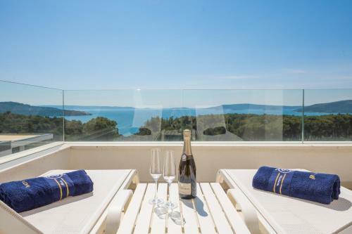 Luxury Apartments Baoti?