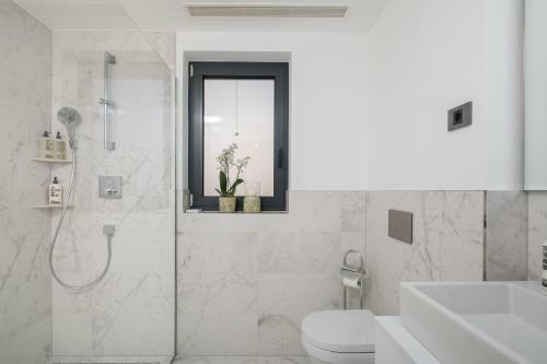 Luxury Apartments Baoti?