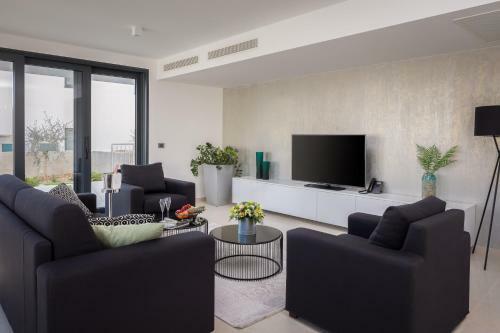 Luxury Apartments Baoti?