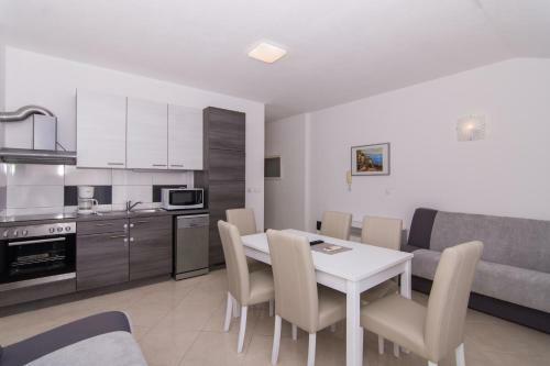 Apartment Aba