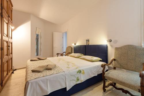 Mavarstica Villa Sleeps 14 With Air Con And Wifi